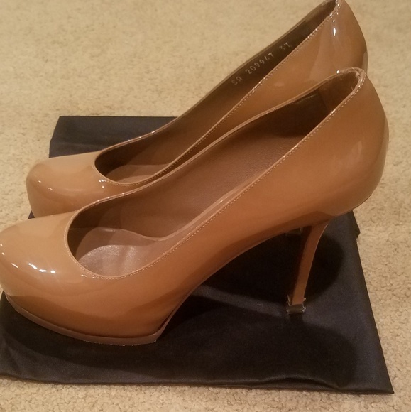 YSL Pumps - Picture 4 of 7